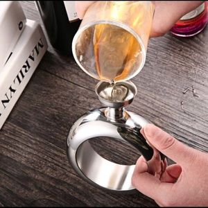 Bracelet flask (Silver)